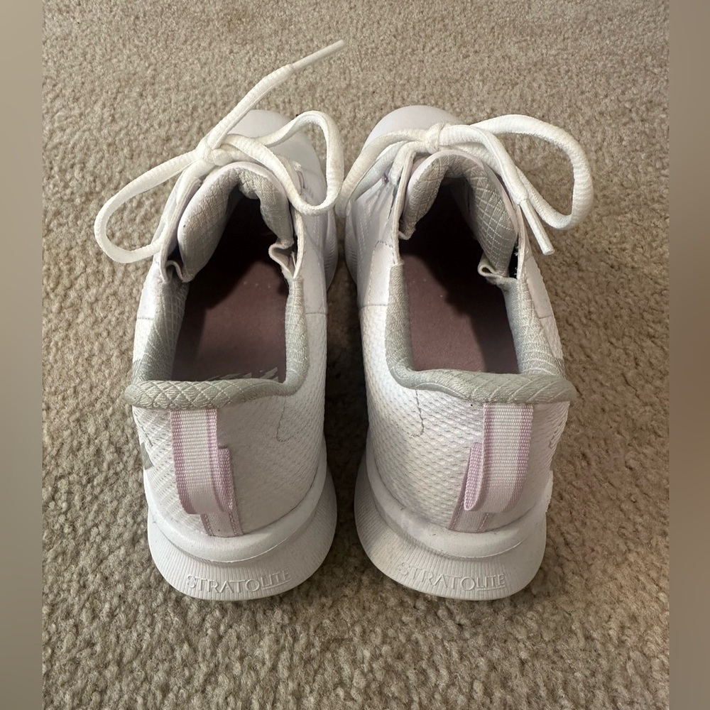 Women's FootJoy Golf Shoes - Picture 4 of 6